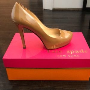 Kate Space Tan parent Lori heels